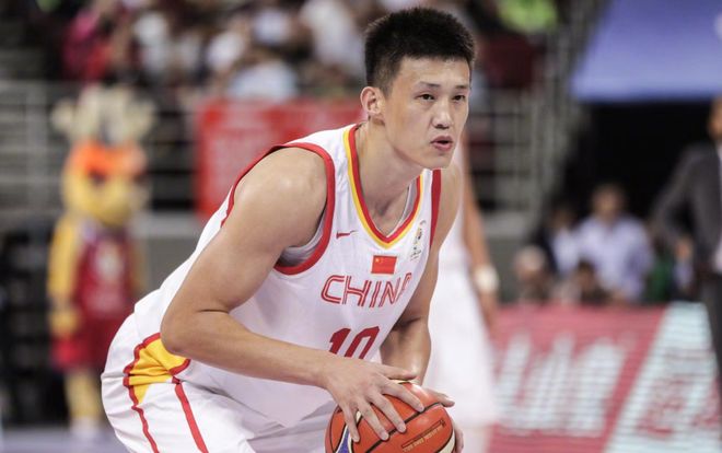 包含CBA季后赛赛后再迎强敌，深圳男篮主帅复盘，主帅态度——引发热议，资深球员宣示担当的词条