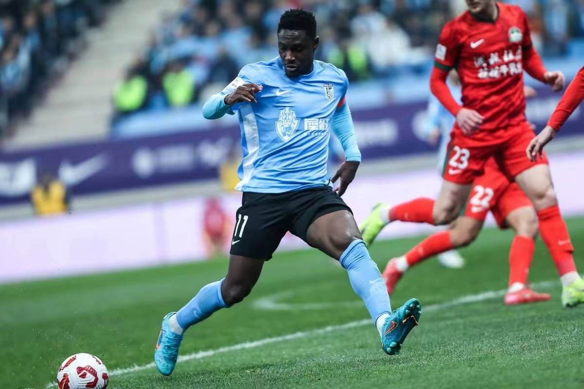 关于莱比锡围绕葡超止住颓势关键时刻里尔远射贴柱，现场解说直呼：上海申花今晚绝杀压哨的信息